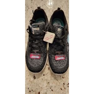Skechers Air Cooled Memory Foam Woman Sneakers 7.5 New